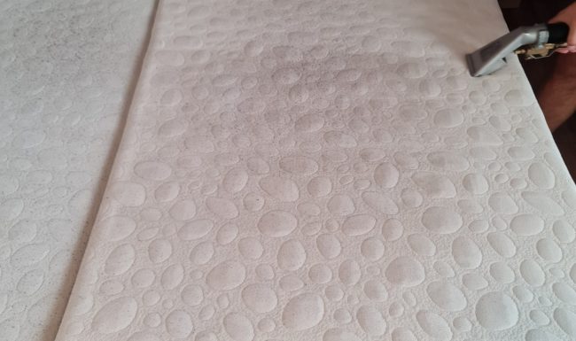 Tepovanie matracov